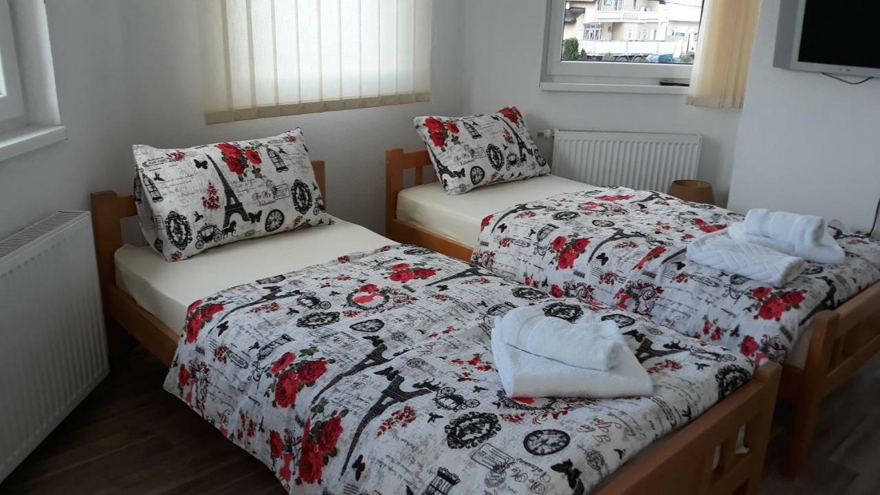 Apartments&Rooms Mido Visoko Eksteriør bilde