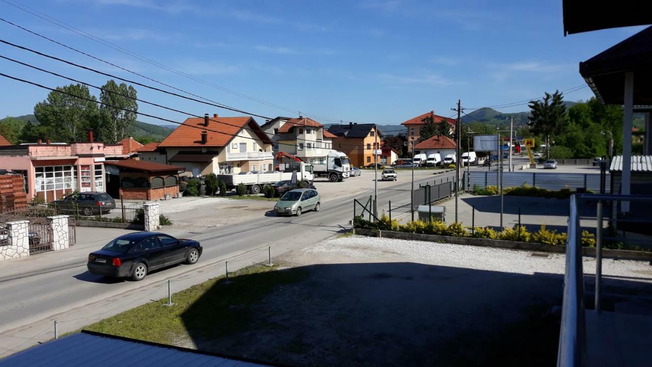Apartments&Rooms Mido Visoko Eksteriør bilde