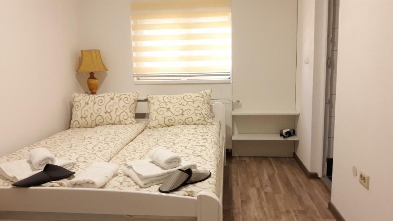 Apartments&Rooms Mido Visoko Eksteriør bilde